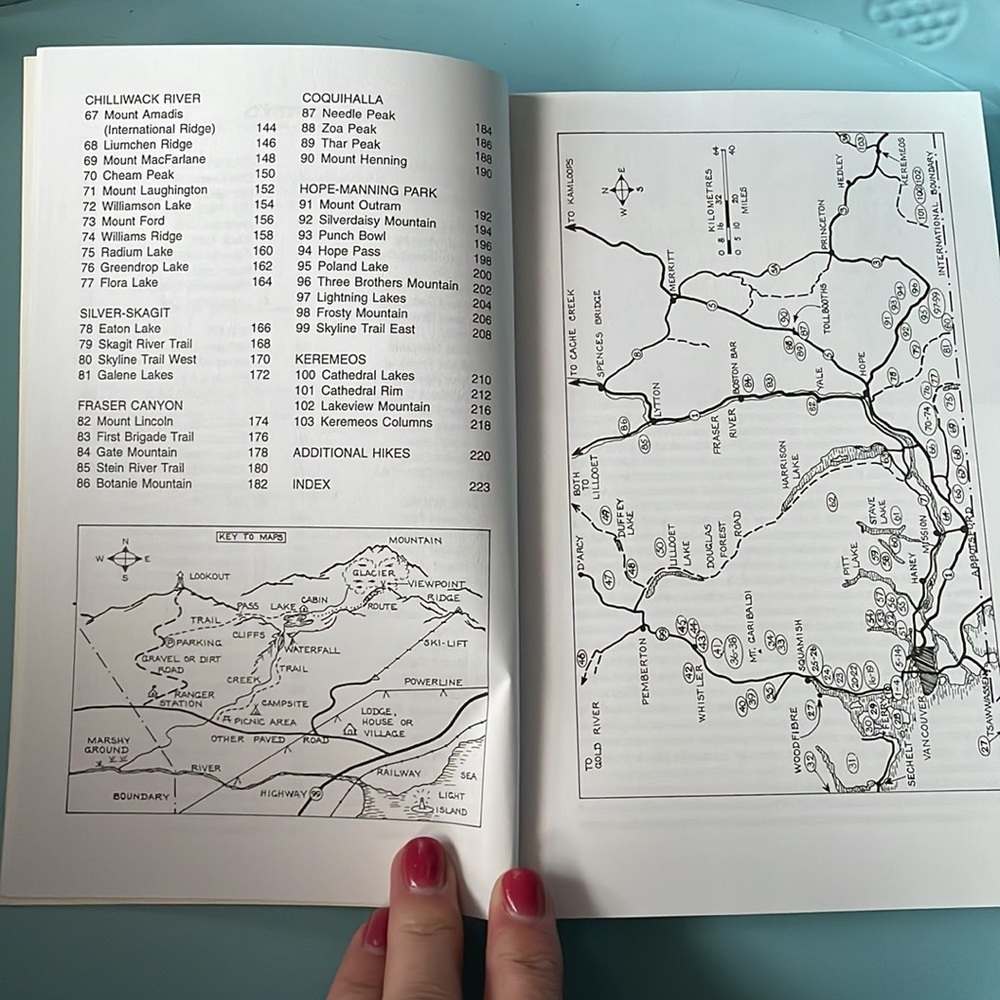 3/25$ 🛒 103 Hikes in BC book - Picture 4 of 7